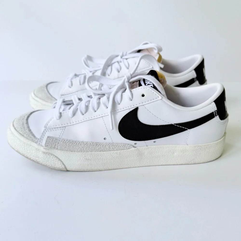 Nike Blazer ‘77 Low Platform Sneaker White Leather Black Gray Suede Size 9